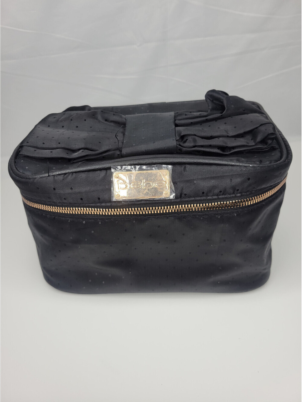 BEBE Travel Cosmetic Train Case Bag Zip Around  with Bow Black